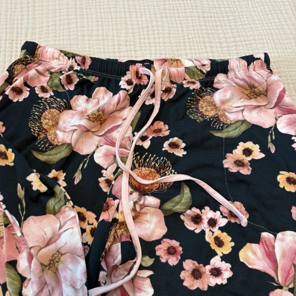 Room Service Womens 2-Piece Pajama Set Medium Floral long Sleeve Sleepwear - Picture 5 of 12